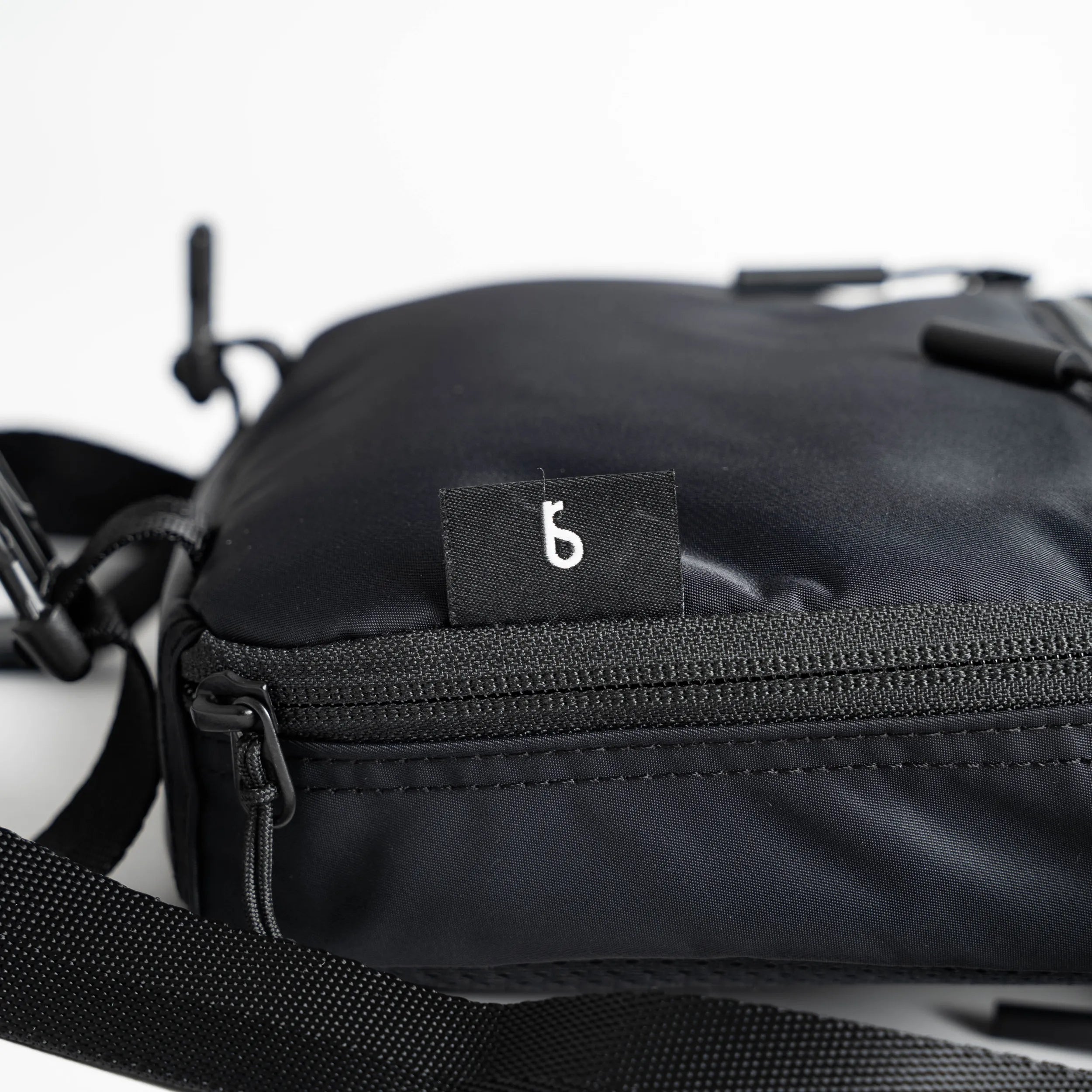 在庫限りセール品】UNDERTHESUN SPEED ”Flap Shoulder Bag” 50008