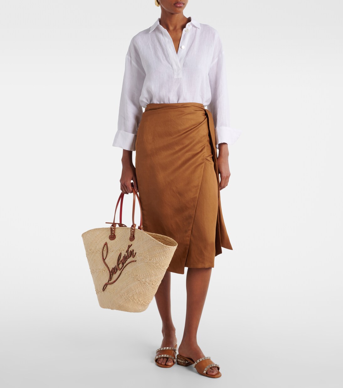 Cabata Large raffia tote bag in beige - Christian Louboutin