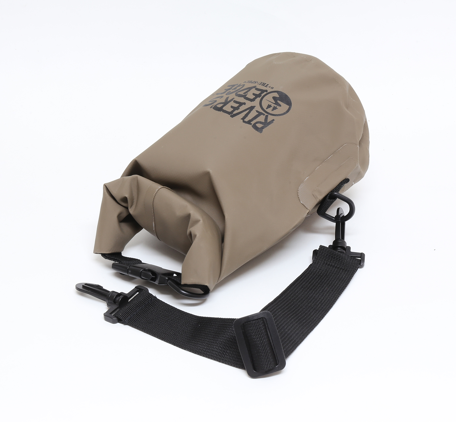 リバースエッジ 防水バッグ ミリタリーショップ 革ジャン 中田商店