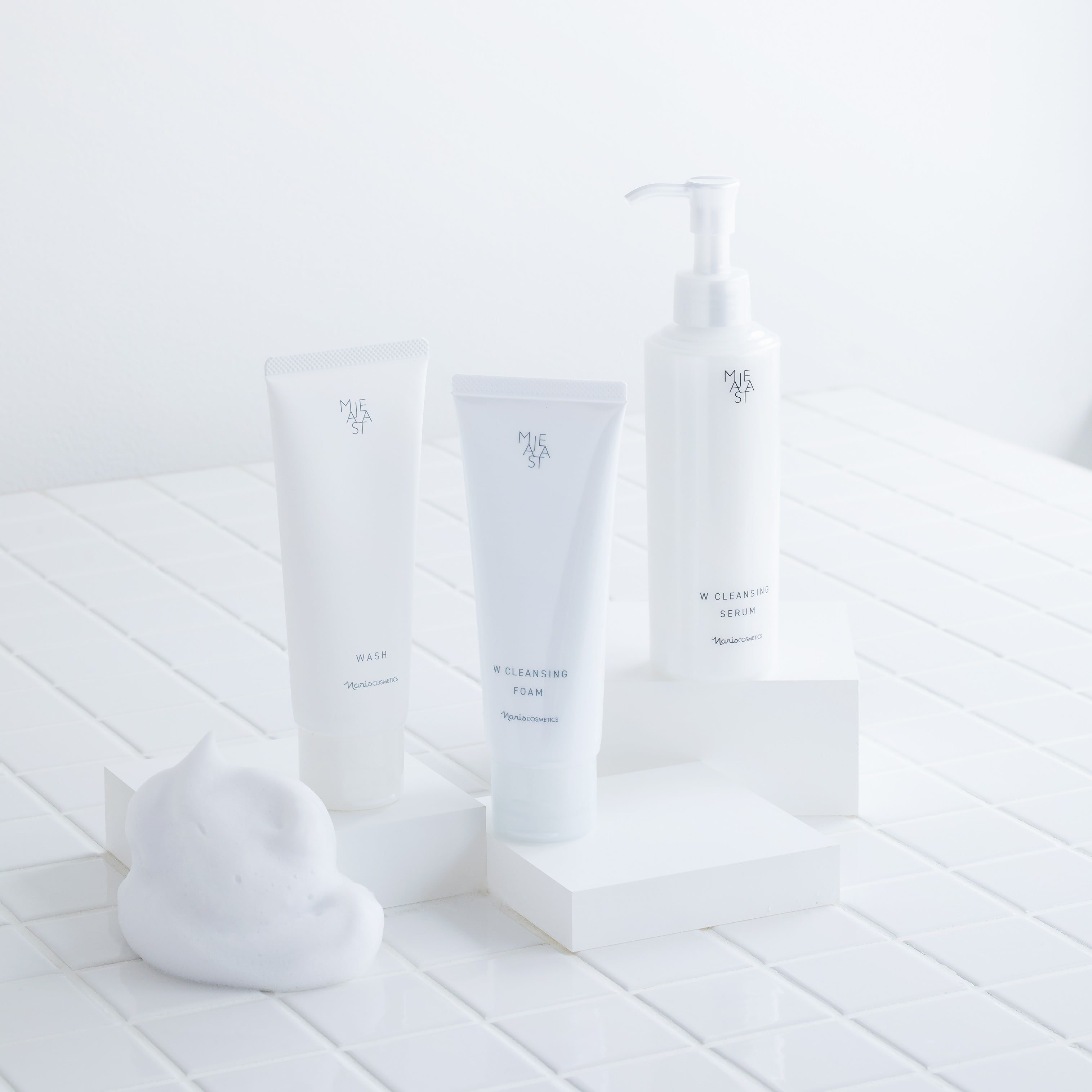 ⭐️新発売⭐️ナリス化粧品マジェスタWクレンジングフォーム＋β＋