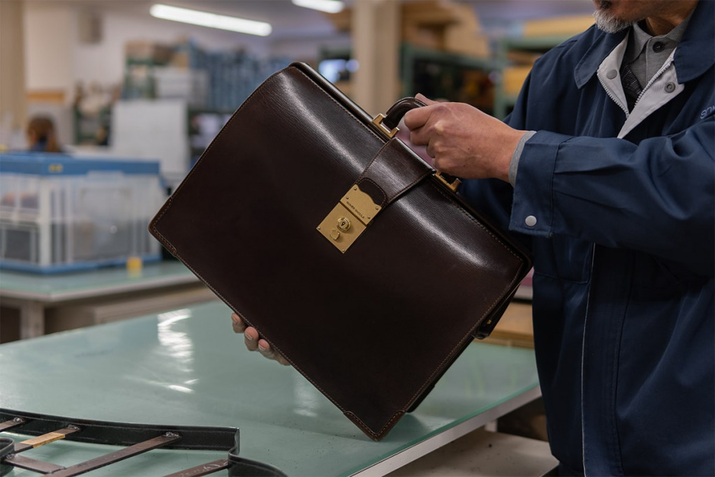 ソメスのダレス物語 vol.1 | ソメスサドル【日本の革鞄と馬具】