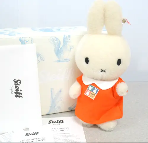 シュタイフ社 ミッフィー 生誕60周年を記念してつくられたぬいぐるみを