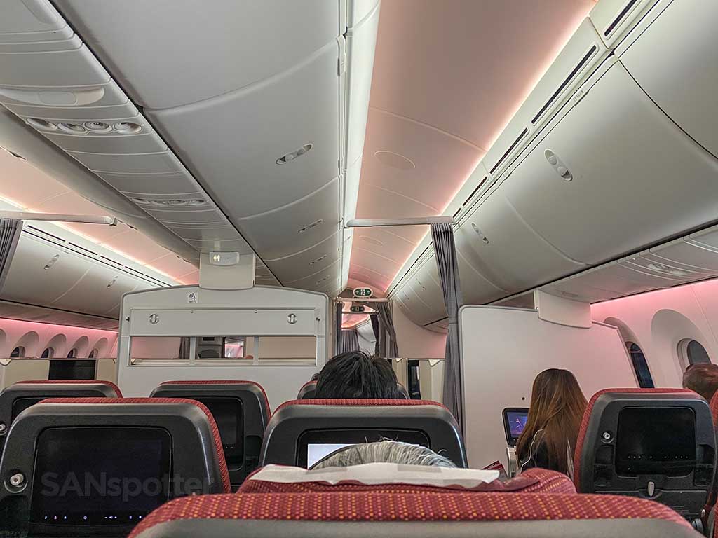 JAL 787-8 economy review: SAN to NRT in style *and* comfort