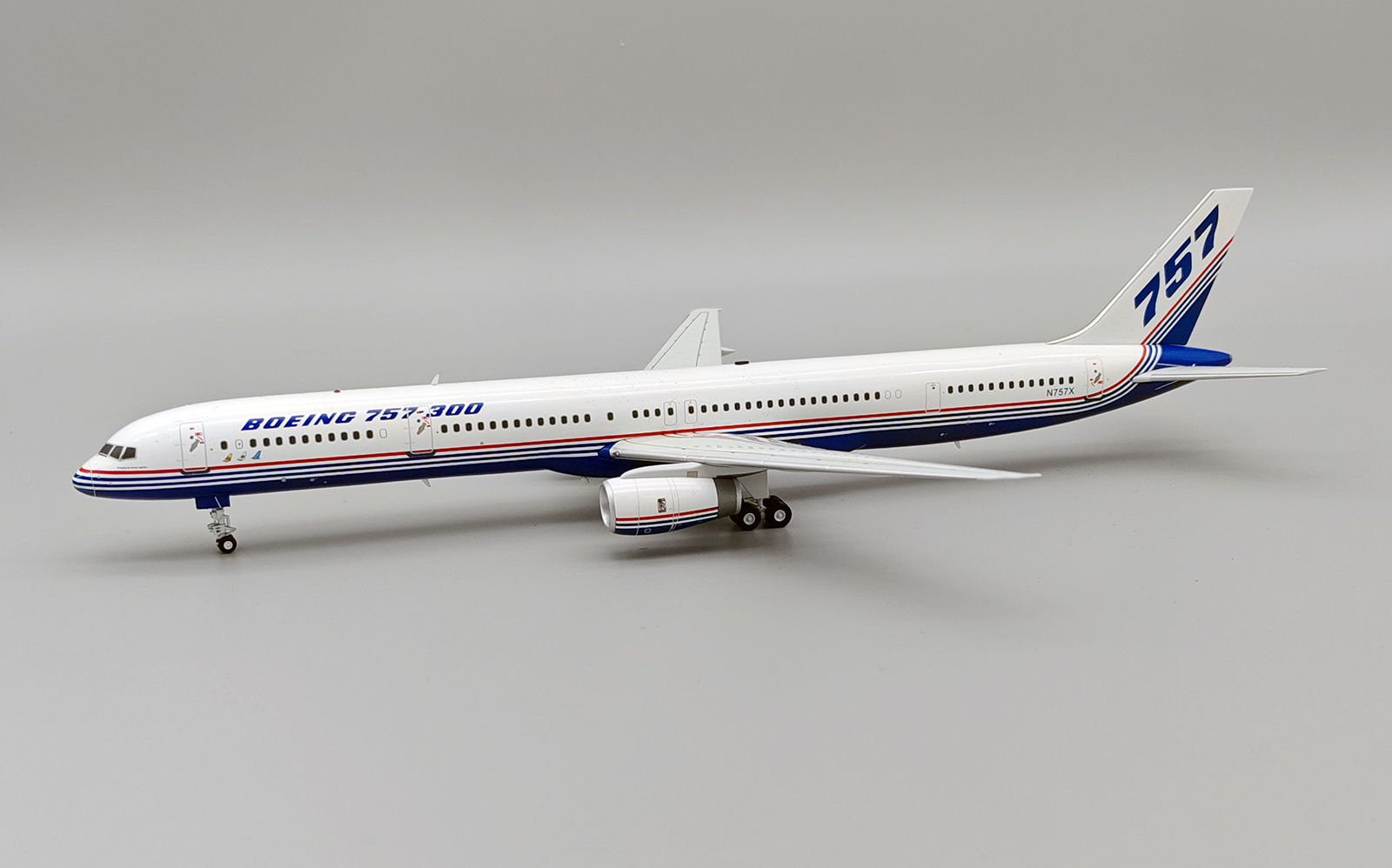 1/200 デルタ航空 ボーイング757-300 1/200 デルタ航空 ボーイング757