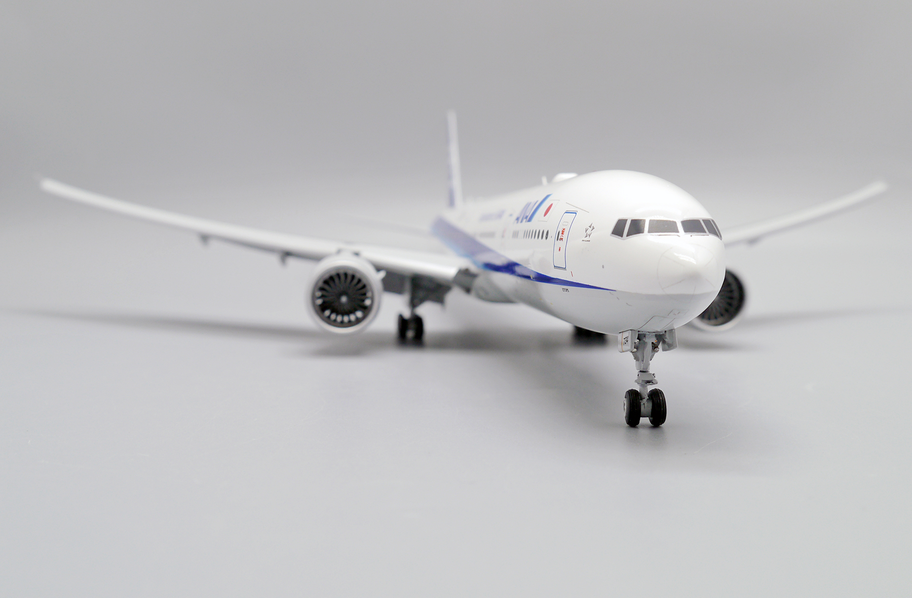 ScaleModelStore.com :: JC Wings 1:200 - EW277W006A - ANA - All