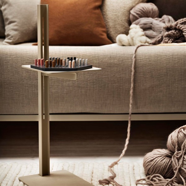 ミュージアム サイドテーブル ST-114 / ベージュString Furniture