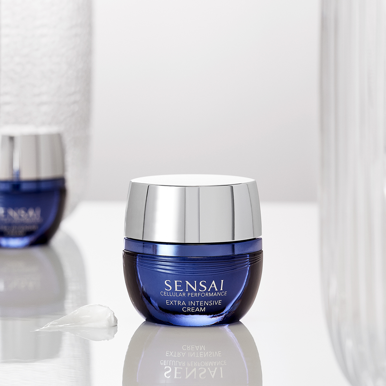 Extra Intensive Cream | Moisturisers | Skincare | SENSAI Italy
