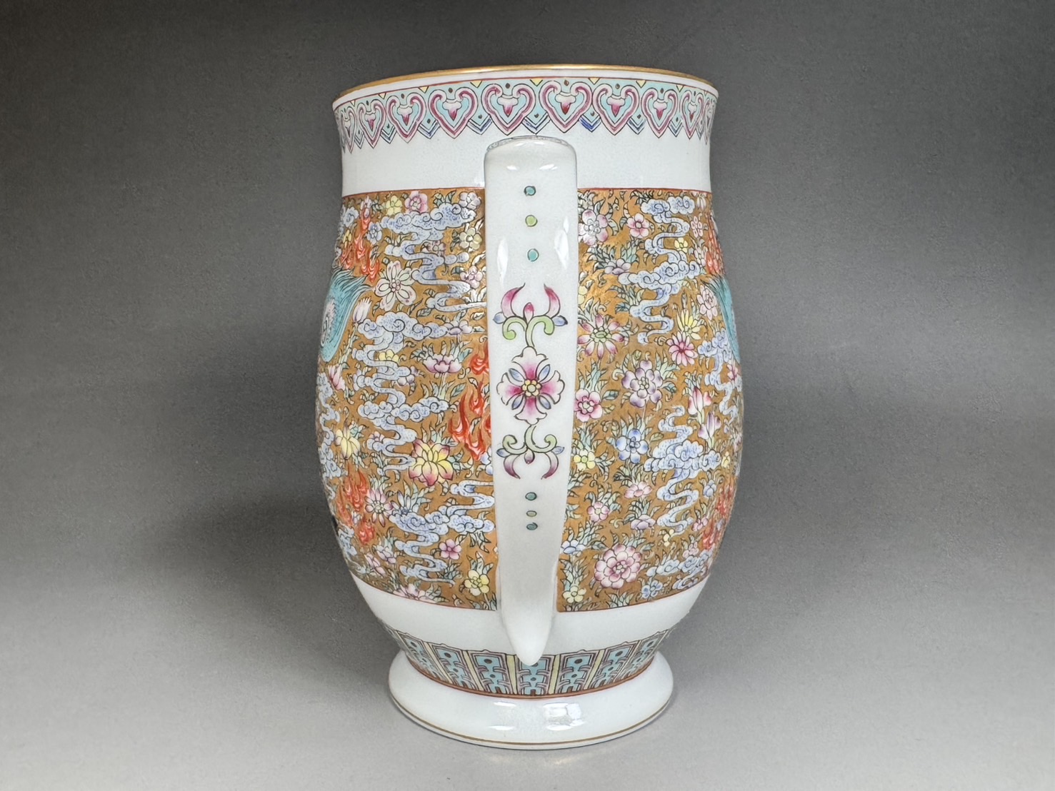 中国 景徳鎮 KIRIN BEER MUG COLLECTION 特別頒布「粉彩麒麟図」「粉彩