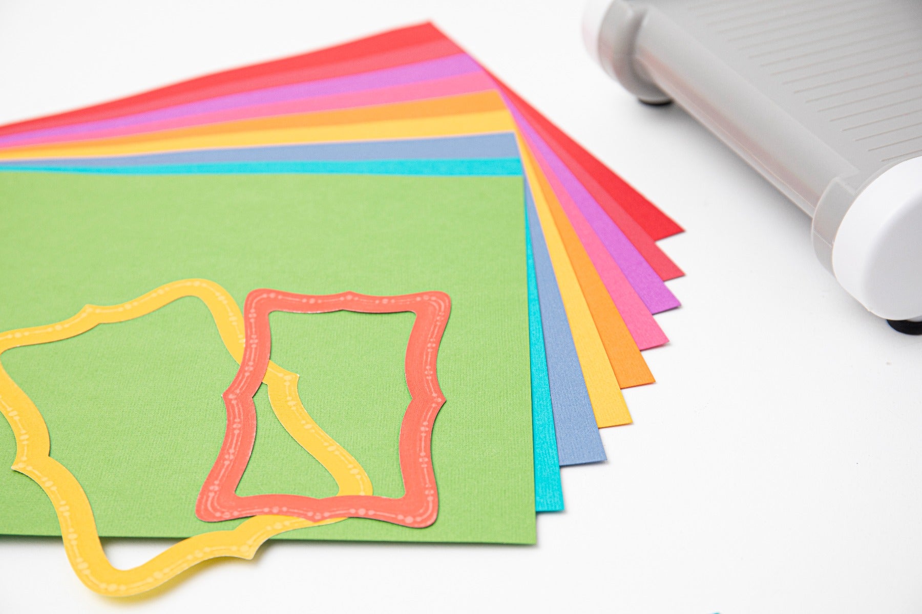 Sizzix Surfacez- Revealz Sandable Cardstock A4, Jewel Collection