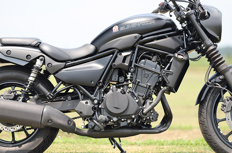 Kawasaki / 24~ELIMINATOR/SE (8BL-EL400A) POWERBOX パイプ ブラック