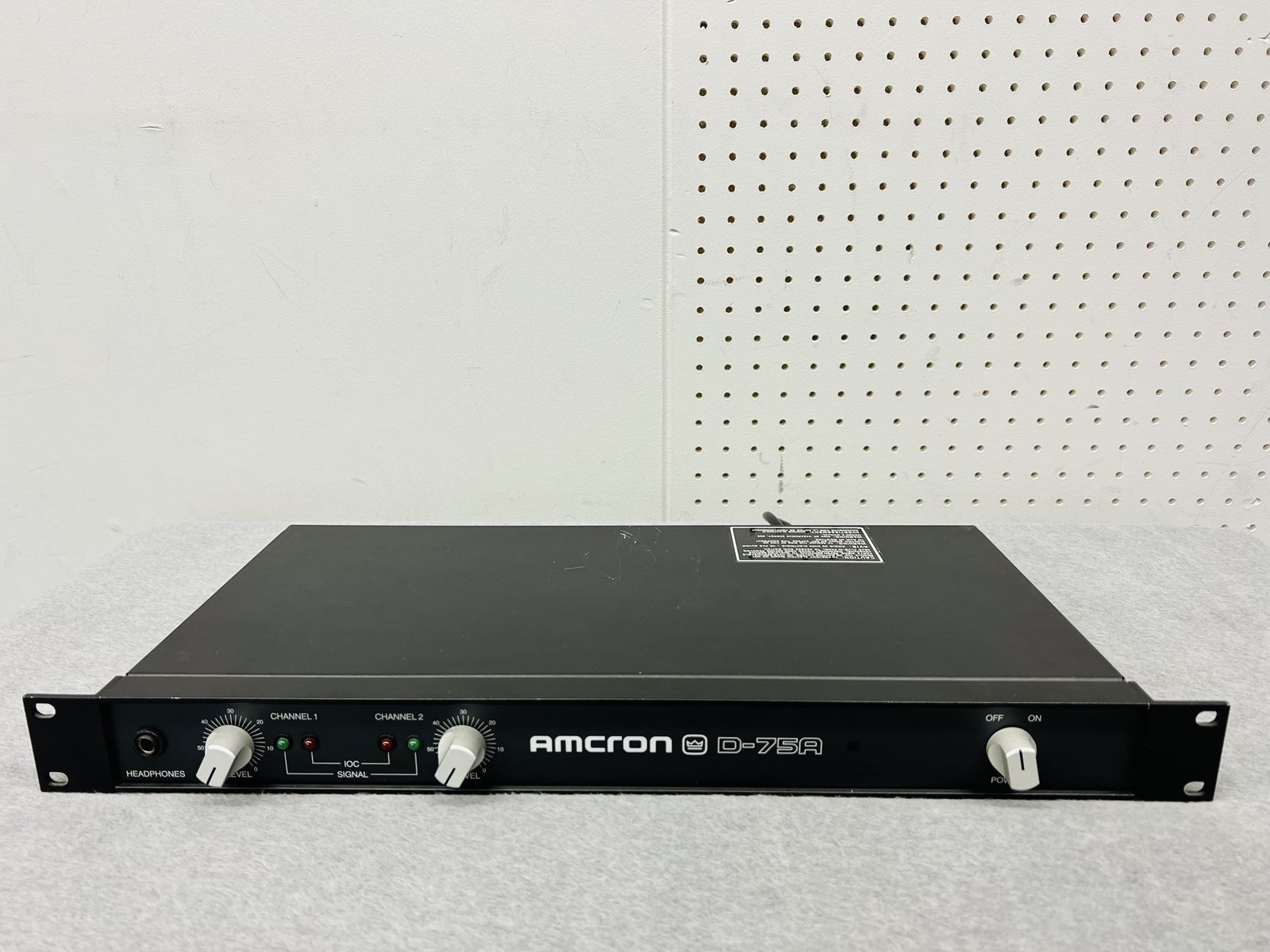 CROWN D-75A 業務用パワーアンプ | SwingAudio Shop