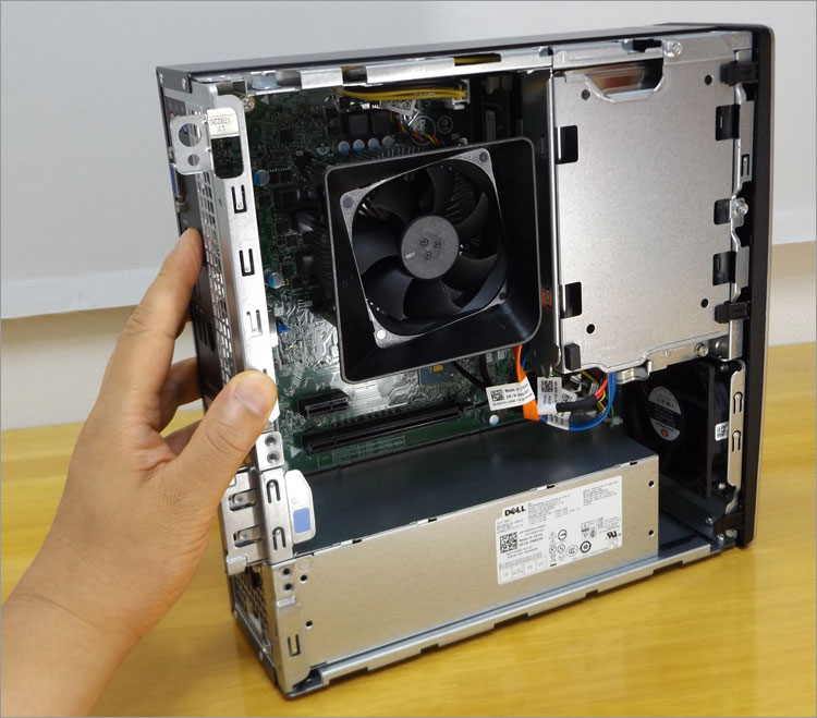 Inspiron 3268のPCケース内部と、マザーボード。DELLパソ兄さんレビュー