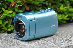 レビュー】JVCの“ベビームービー”「GZ-N5」を使ってみた - PHILE WEB