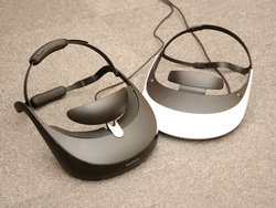 レビュー】ソニーの最新ヘッドマウント「HMZ-T3」を前モデルと比較