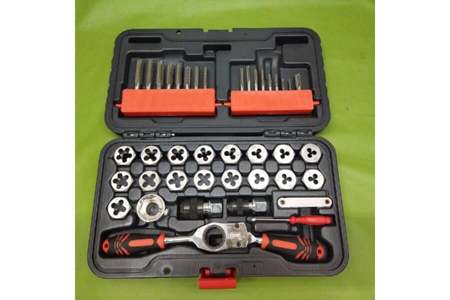 未使用品 TONE TDS400 タップ＆ダイスセット 40点セット 入荷しました