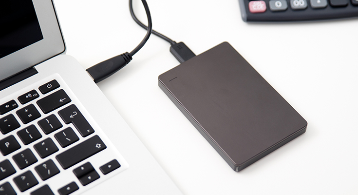 MacBook Proには外付けHDDを用意すると便利！選び方やフォーマットの