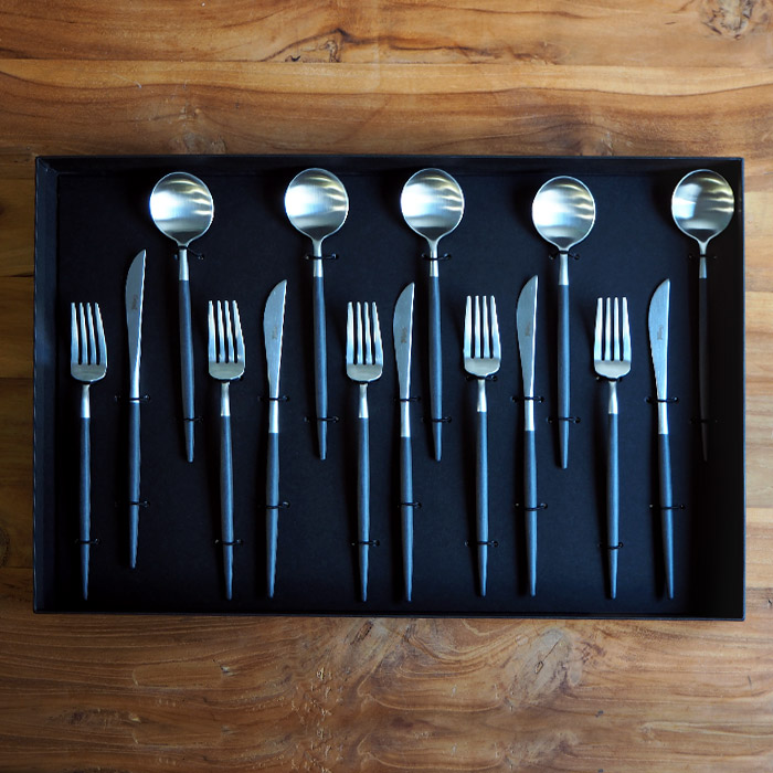 正規品】□クチポール ゴア・ブラック シルバー デザートセット 15PCS