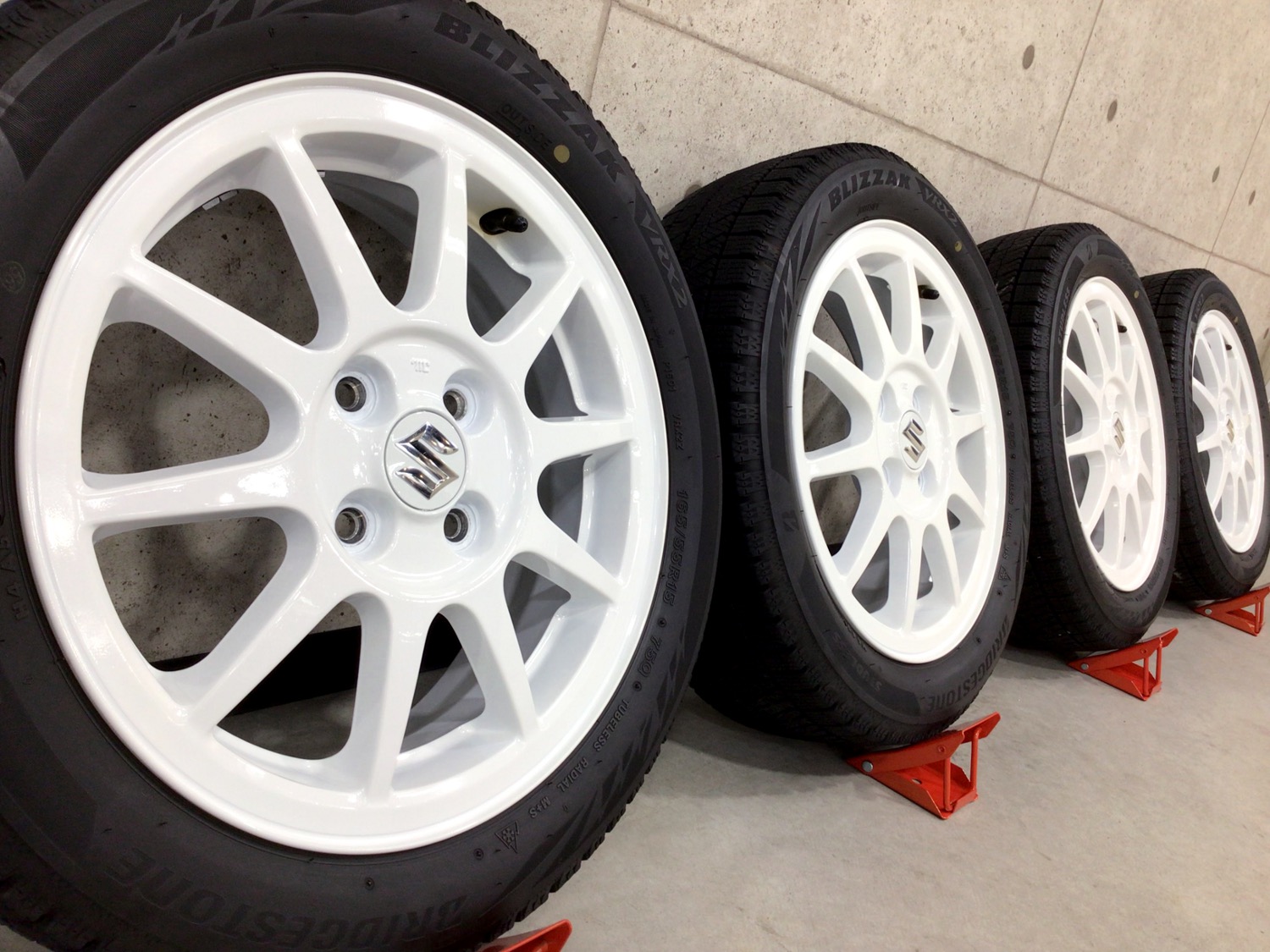 スズキ アルトワークス 純正ホイール【リボルト・プロ エクストリーム