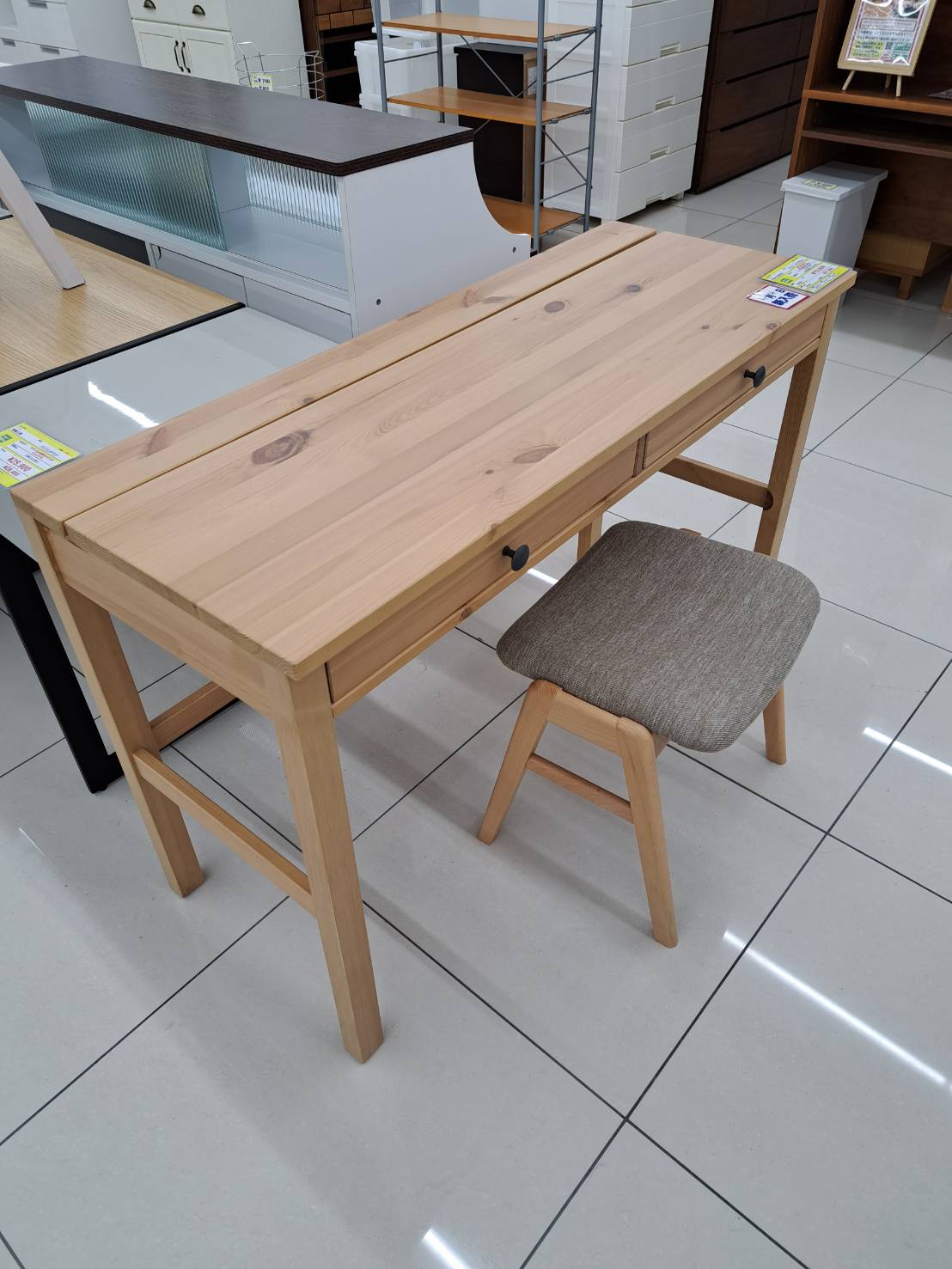 IKEA（イケア）/HEMNES（ヘムネス）/デスク/テーブル/学習机/チェア