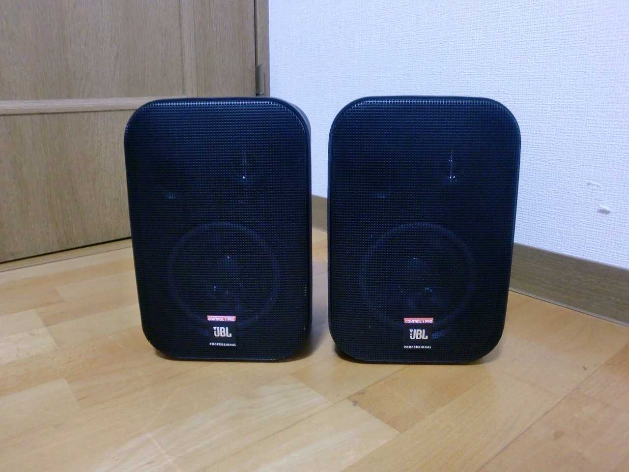 JBL CONTROL 1 PRO 2-Way フルレンジ スピーカー 天吊り コントロール