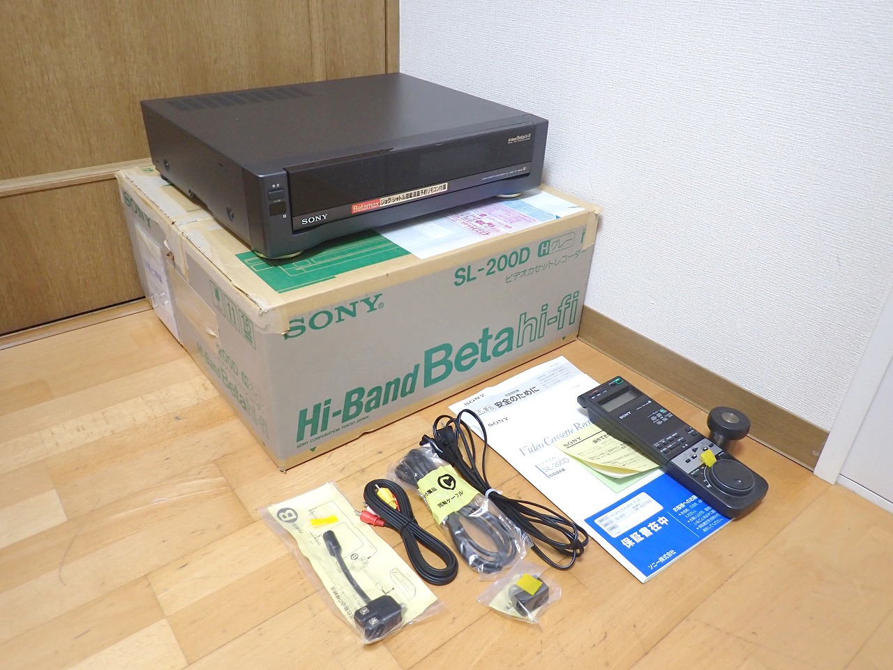 ジャンク ベータビデオデッキ SONY SL-200D RMT-A200 Hi-Band Beta hi