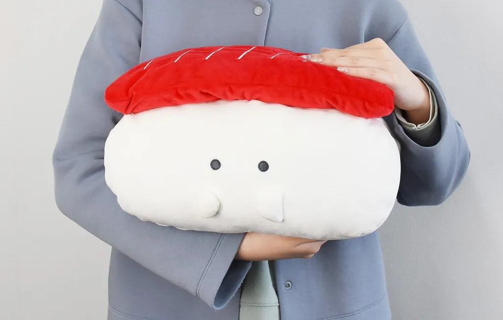 ほっこり可愛いお寿司型のクッション！ぎゅっとおすしさん】ﾘﾗｯｸｽｸｯｼｮﾝ