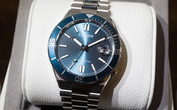 シャネルが2024年に発表した「J12」などの腕時計を振り返ると、内外装