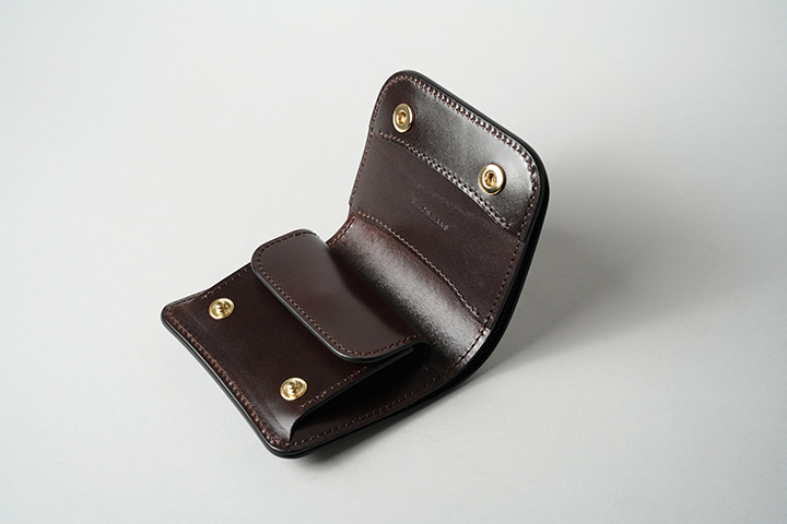 まるで絵画のようなレザーアイテム・スフマートシリーズが復刻されまし