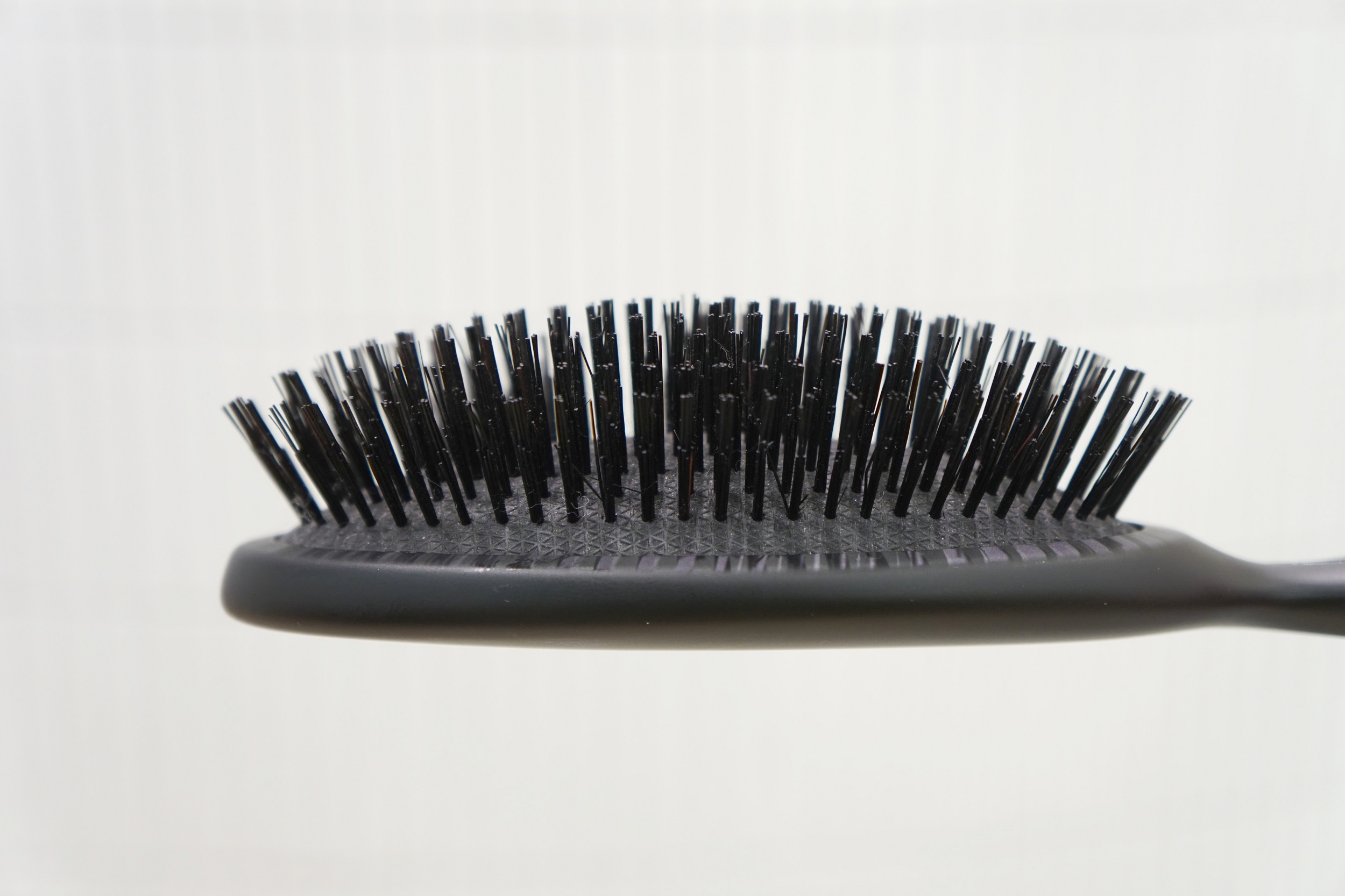 一生もののブラシが登場！〈ReFa (リファ)〉の天然猪毛ブラシ「リファ