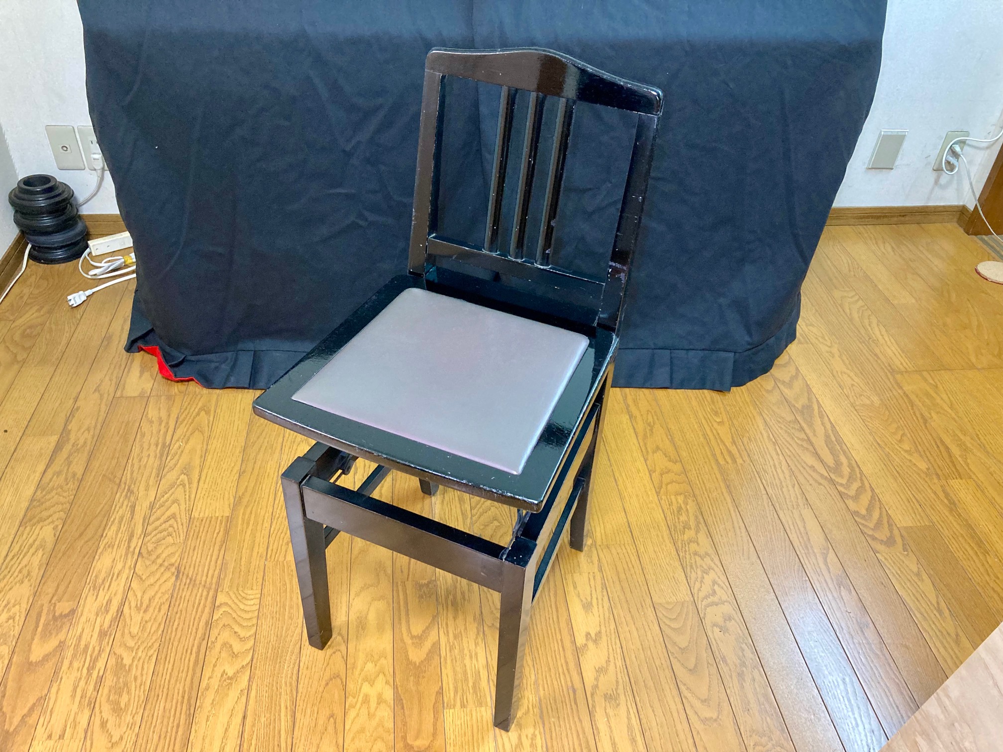 中古ピアノ椅子販売：トムソン椅子2 – 中古ピアノ神奈川県川崎市横浜市