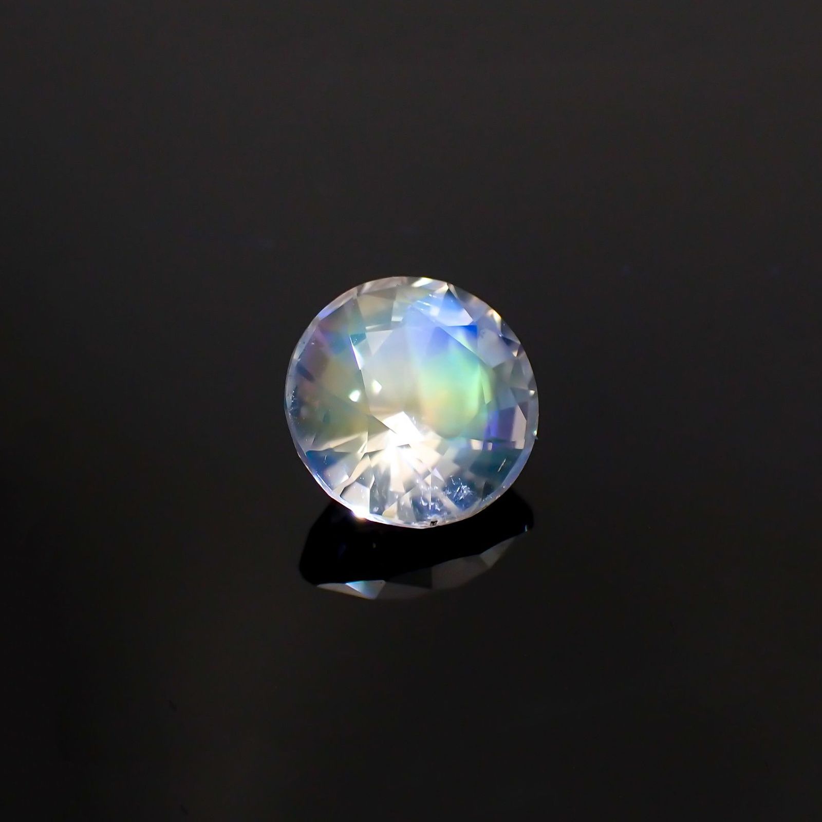 レインボームーンストーン(宝石名ラブラドライト)マダガスカル産 識別