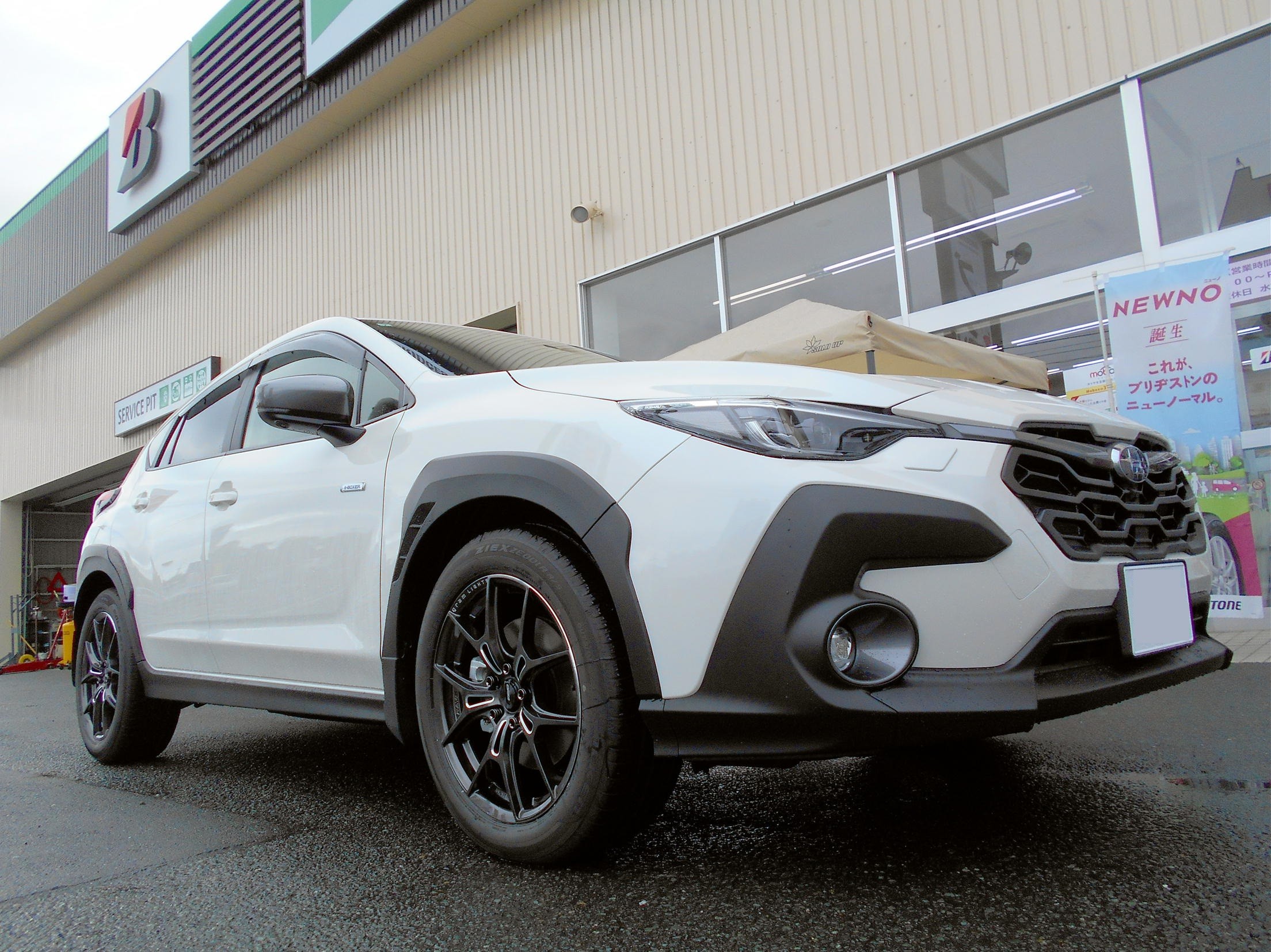 スバル クロストレック】アルミホイール装着＆ホイールガラス