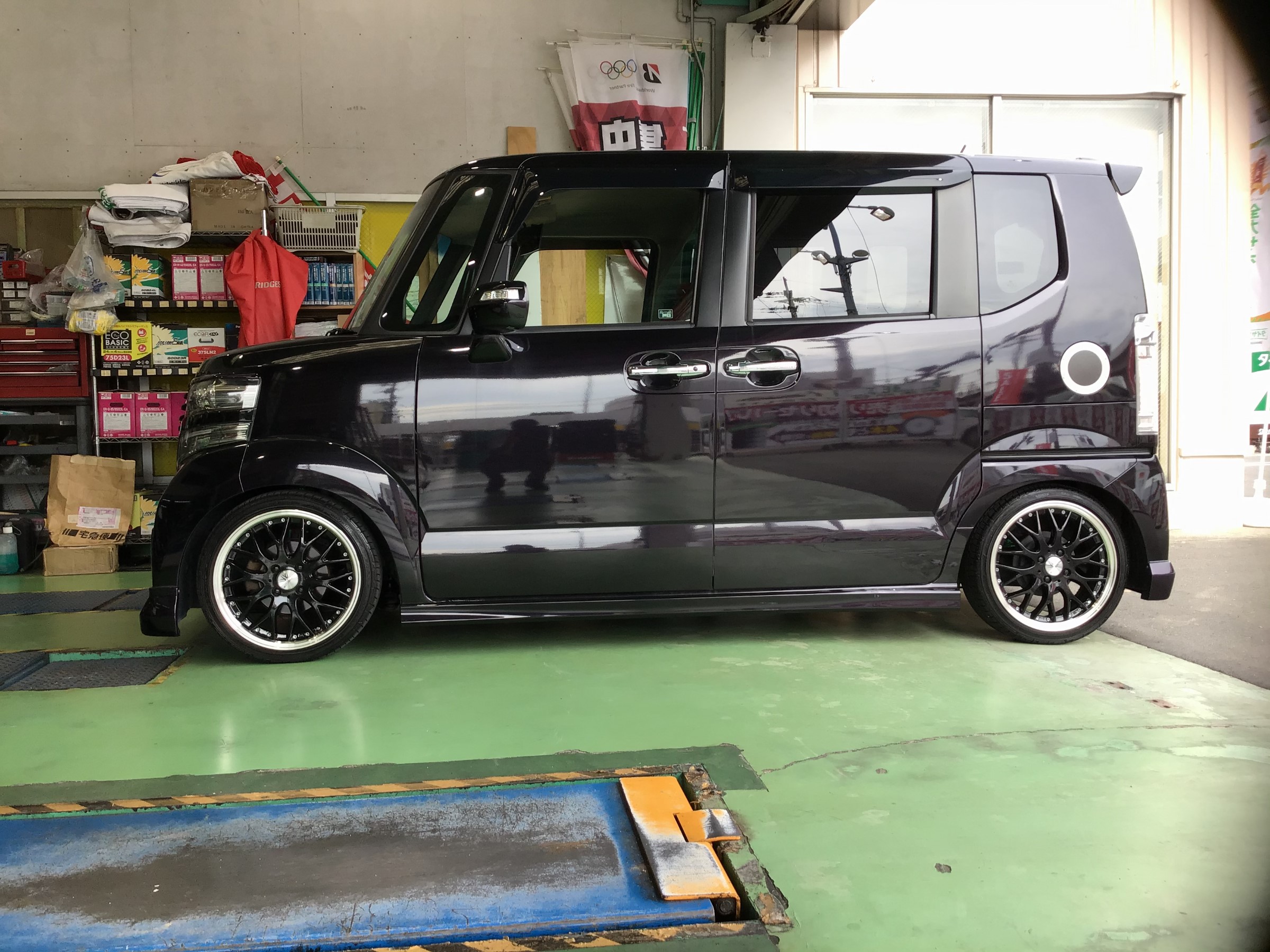 しっかり車高ダウン！