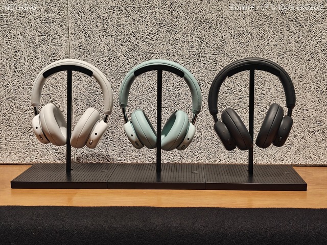 Nothingから交換可能なイヤークッションと100時間駆動のCMF Headphone