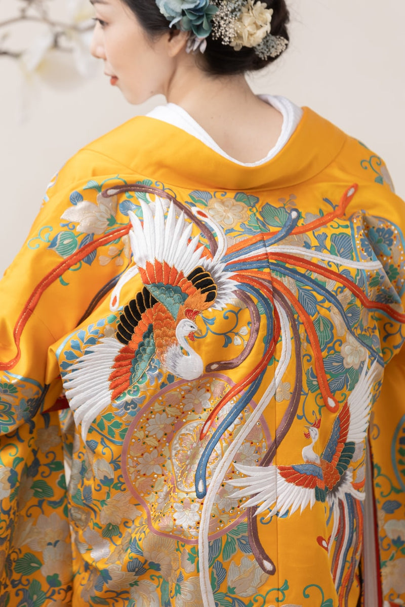 色打掛・鳳凰忍冬唐草文｜白無垢・色打掛レンタルなら結婚式着物専門の