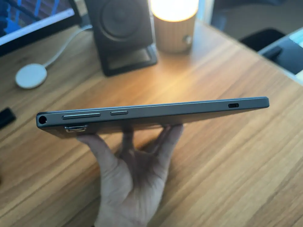 Blackview Tab 11 SE』レビュー | ケース&ガラス保護フィルム付属の