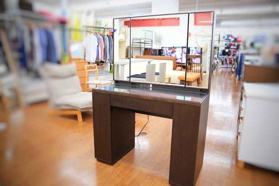 アクタスの3面鏡ドレッサーが入荷しました！！【幕張店】｜2018年08月