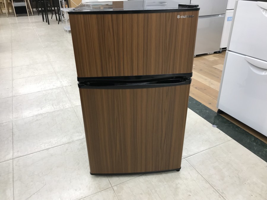 エスキュービズム 2ドア冷蔵庫 2016年 キッチン 家電 黒色 大阪市
