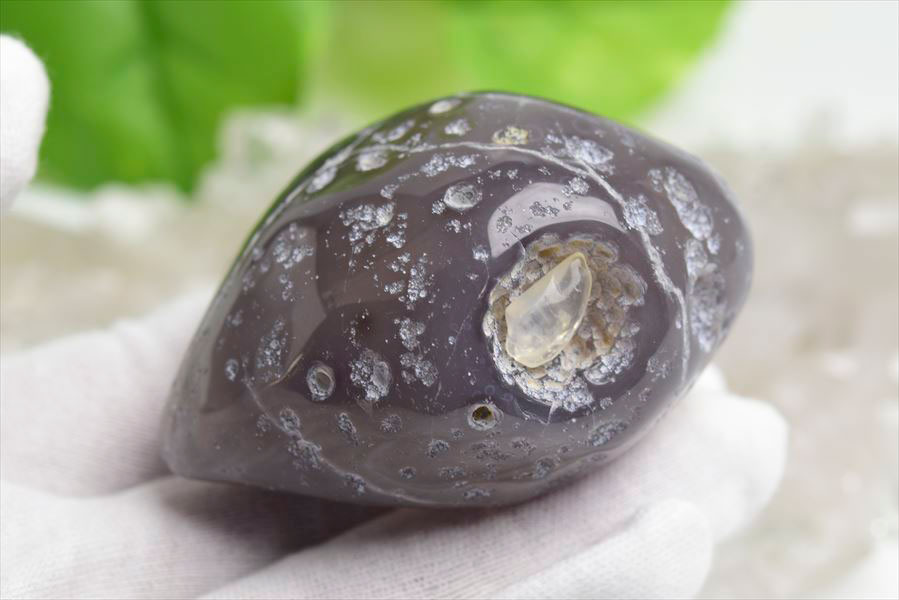 水入り瑪瑙 メノウ｜たっぷり水入り｜エンハイドロアゲート