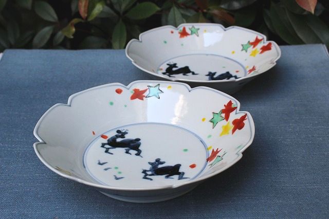 鶏と紅葉の模様の陶器』工芸品・観賞用 鶏と紅葉の模様