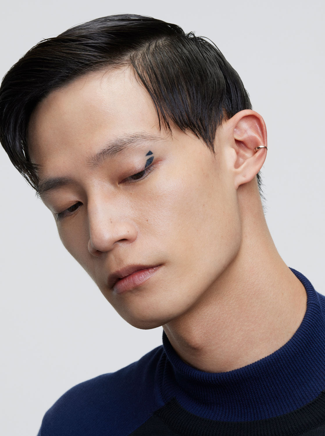 EYE OPENING LINER NAVY BLACK(ネイビーブラック) | UZU BY FLOWFUSHI