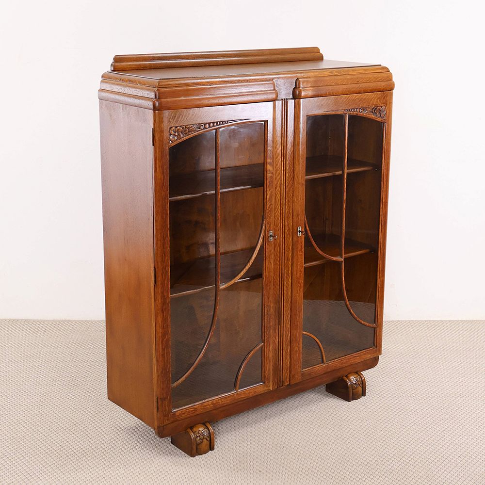 心惹かれる可憐な彫りの装飾♪ ブックケース VC114-059 – アンティーク