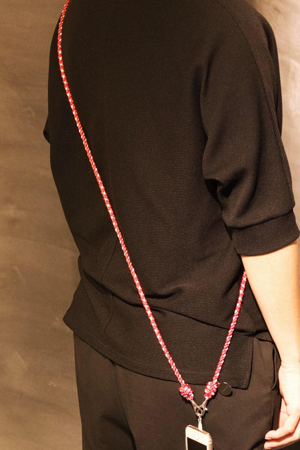 ミャクミャクが組紐に⁉職人技が光るストラップ：挑む 未来