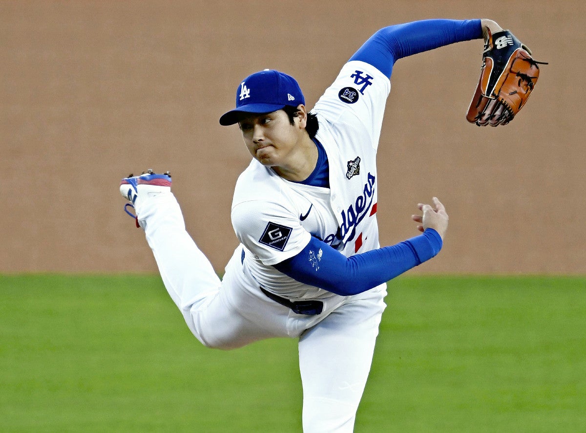 ドジャース大谷翔平がワールドシリーズ初の二刀流、4連続三振など奮闘