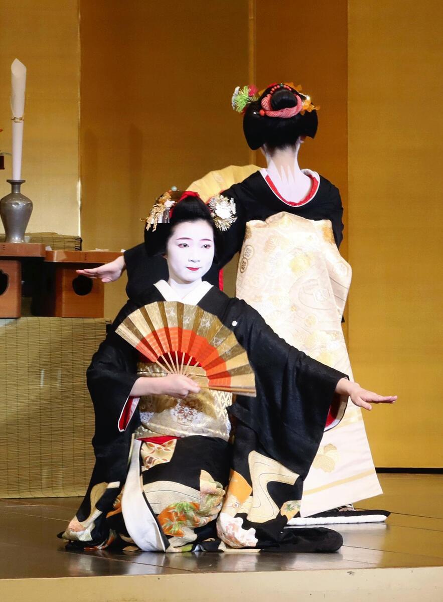 華やかに芸舞妓が今年1年間の切磋琢磨を誓う…4花街で始業式 : 読売新聞