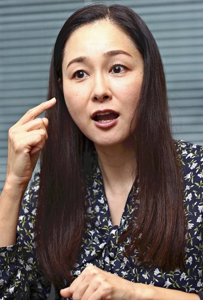 ろうの女優としての半生を振り返る～忍足亜希子さんに聞く～ : 読売新聞