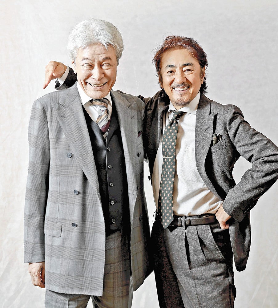 送料無料】鹿賀丈史さん掲載ページ（ポスターサイズ）#4257 2023年