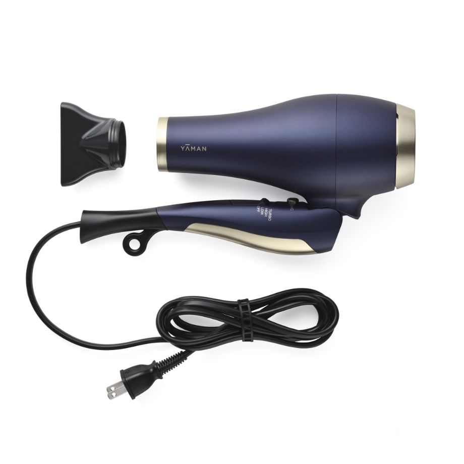 手ぐしブローでまとまる、うるツヤ髪に ブライトドライヤーフォト