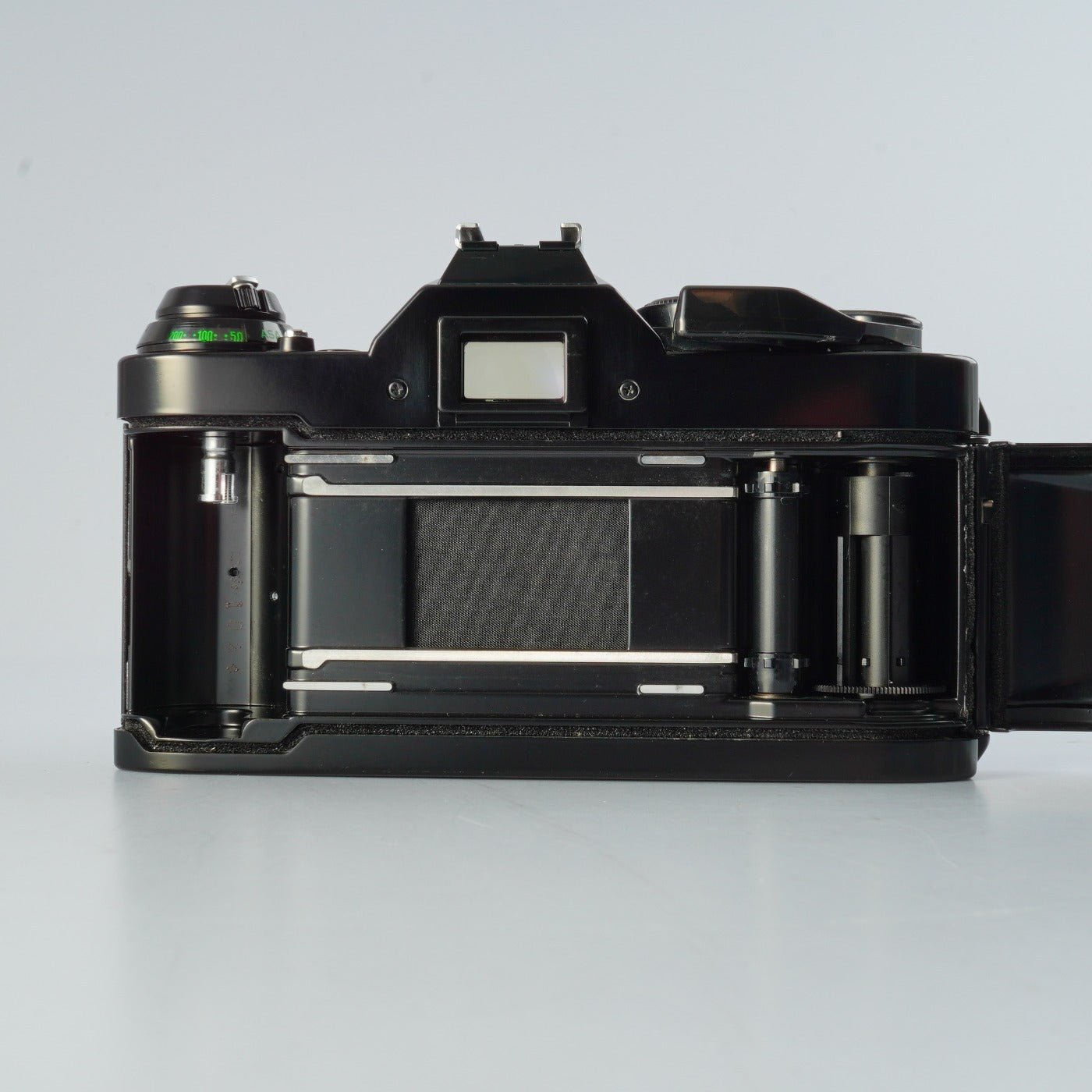 CLA'd】 Canon AE-1 Program Black + New FD 50mm F/1.4 MF フィルム