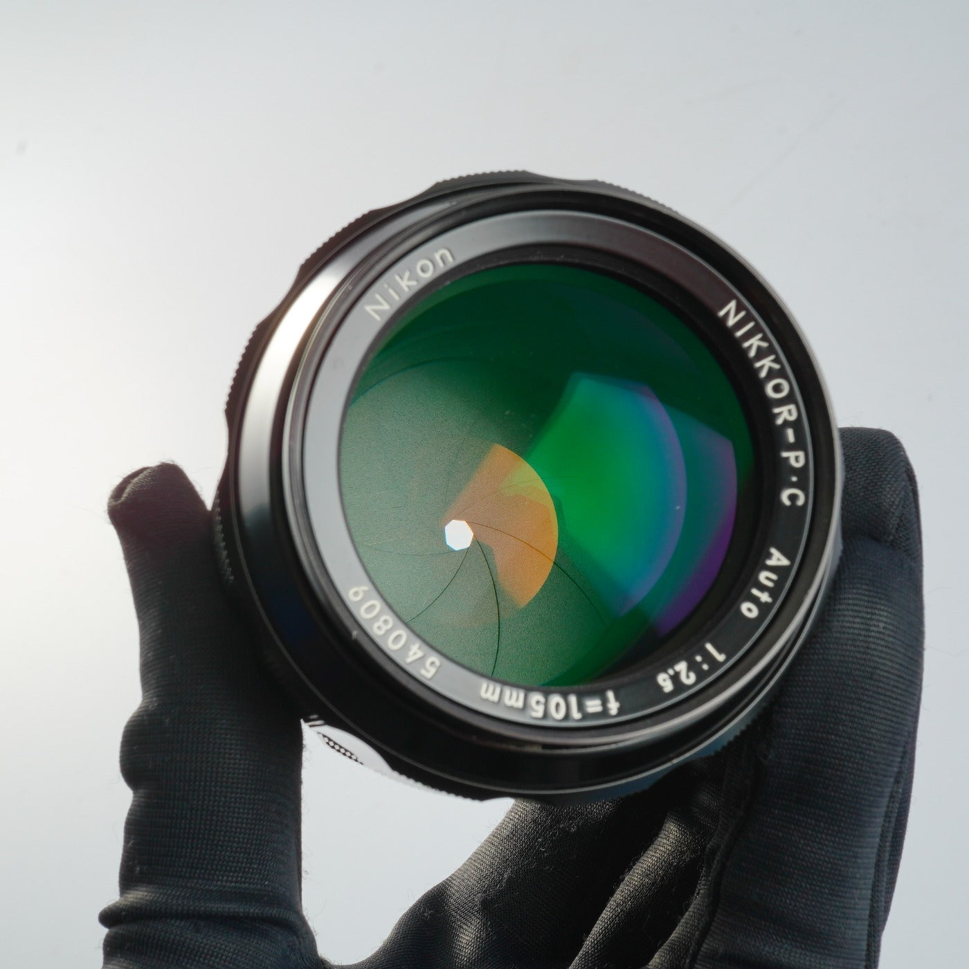 Nikon 非Ai NIKKOR-P.C Auto 105mm F/2.5 単焦点レンズ – 山田写真機店